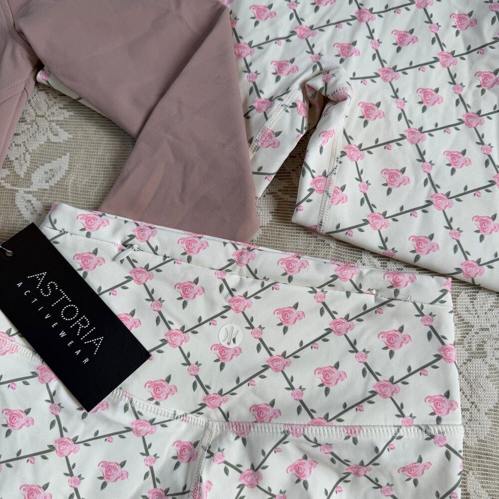 Astoria Activewear 3 Piece Rose Floral Set Size S - Picture 2 of 5